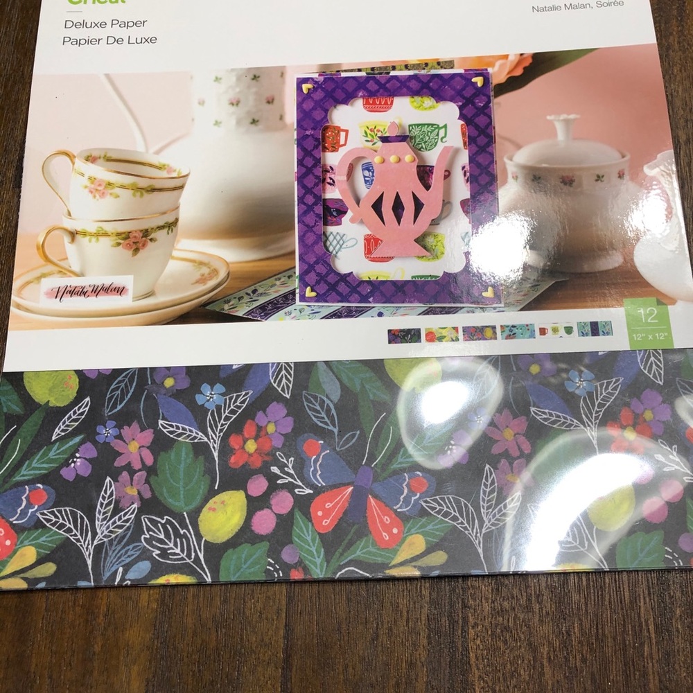 Cricut deluxe paper